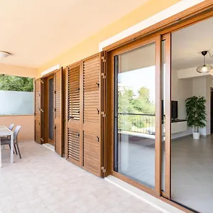 Calipso Big With Sea View, Parking & Pool Apartment Taormina