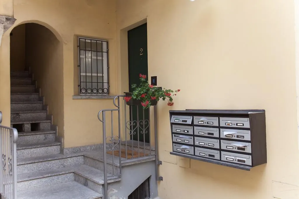 Acquaterrafuoco - City Apartments Como